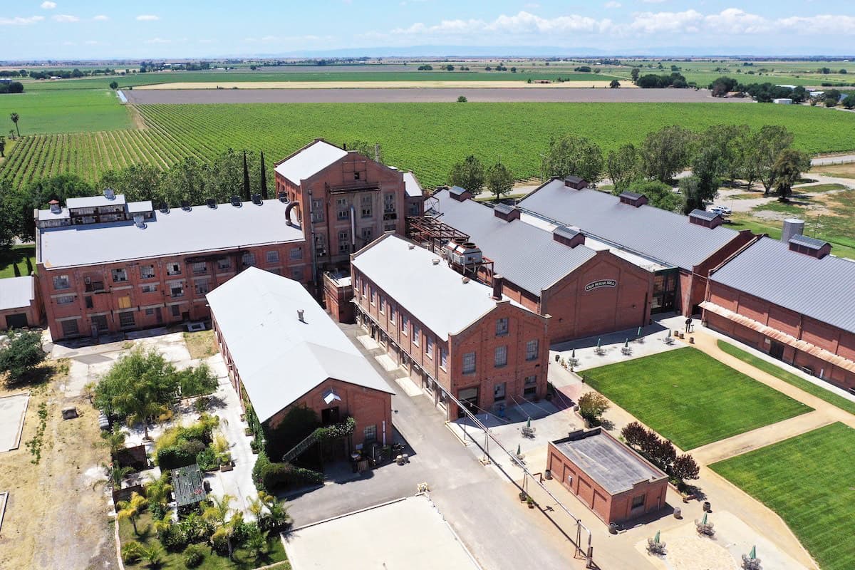Best Clarksburg Tours for Wine and Sightseeing