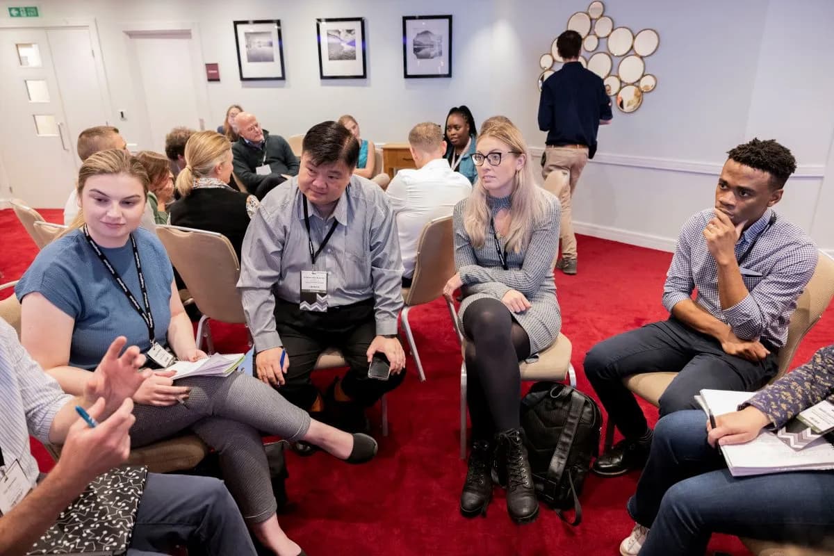 Why Professionals Are Turning to Life Coaching for Success