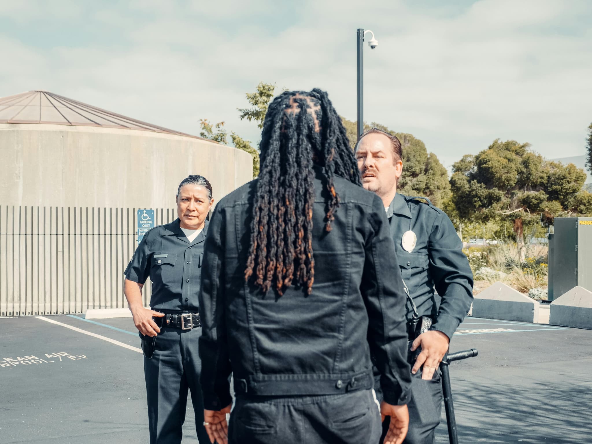 Reliable Standing Guard Security Services in Los Angeles, California for Businesses